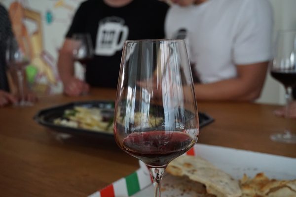 wine-tasting-party-2